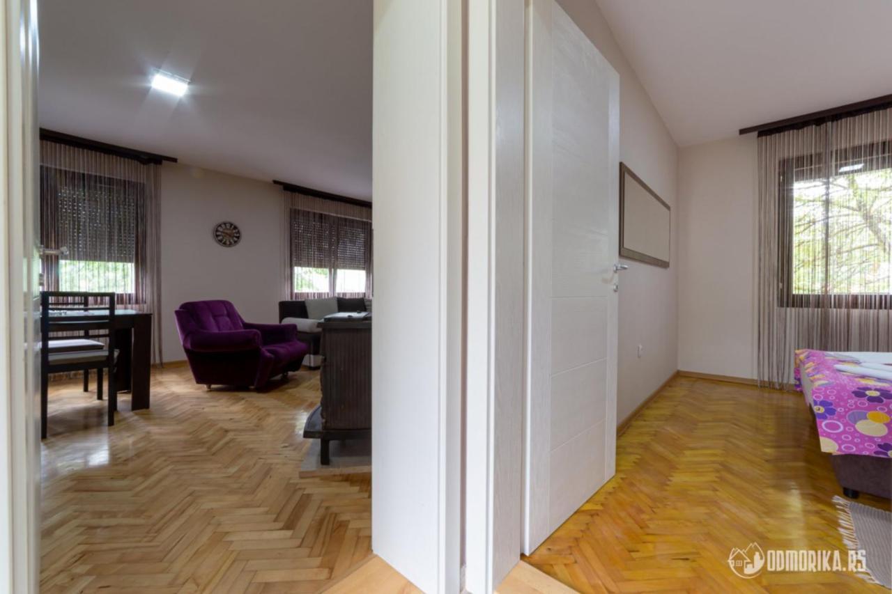 Apartmani Nina S Bajina Basta Eksteriør billede